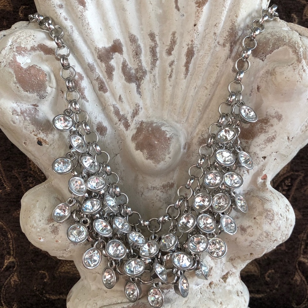 Gorgeous Bling Statement Necklace - Picture 3 of 7